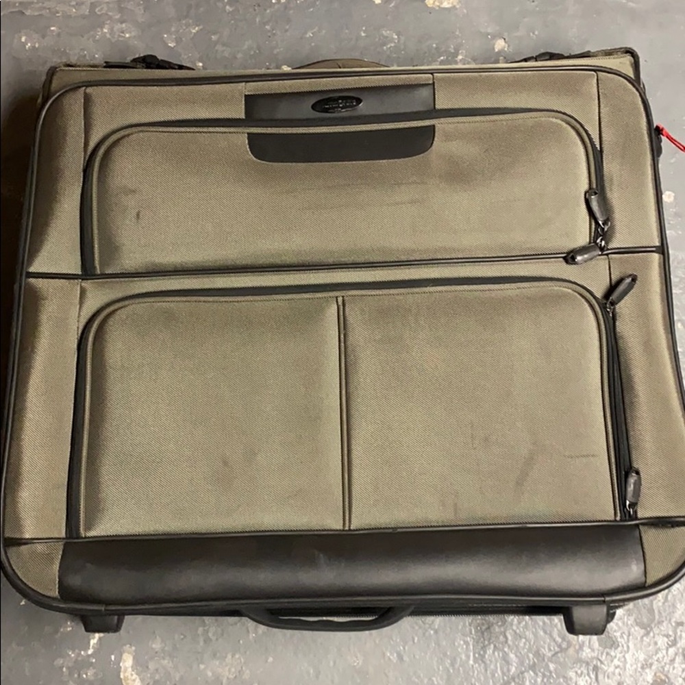 Samsonite suitcase